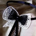 Poročni nakit - ogrlica črno-bela pentlja